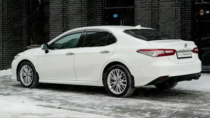 toyota camry 70