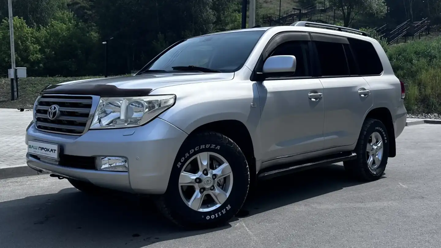 toyota land cruiser 200